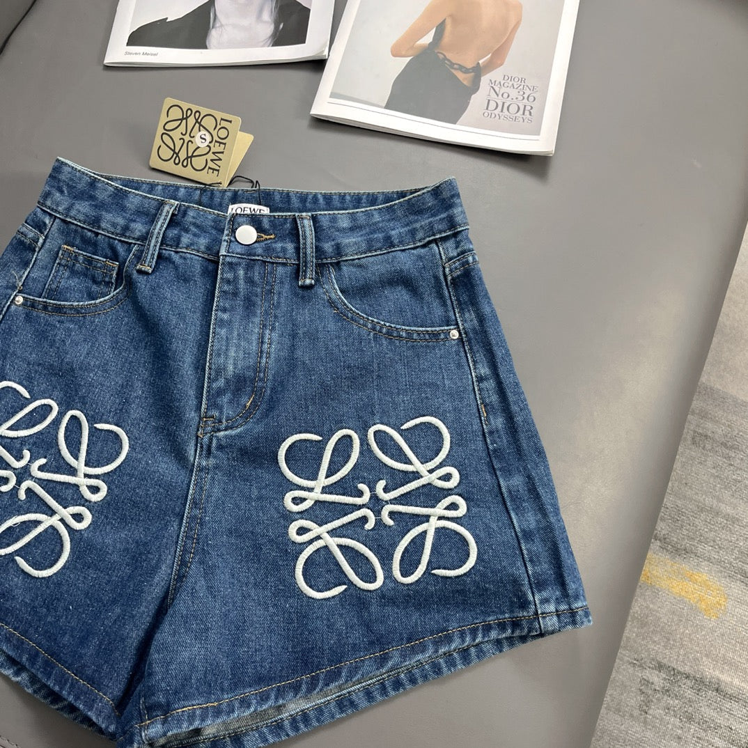 Embroidered denim shorts