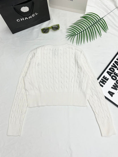 Twisted V-neck embroidered short sweater