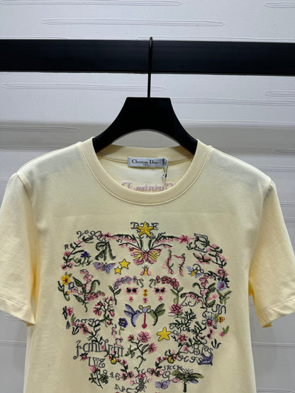 Embroidered short sleeve T-shirt