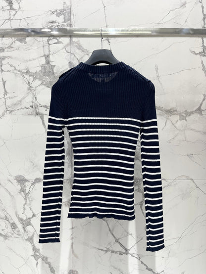 Five-pointed star jacquard striped knitted sweater