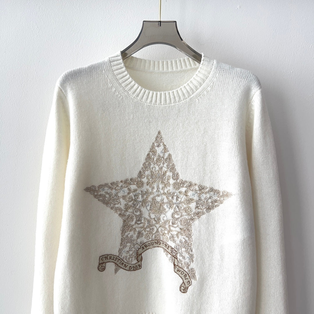 Cashmere sweater with lucky star embroidery