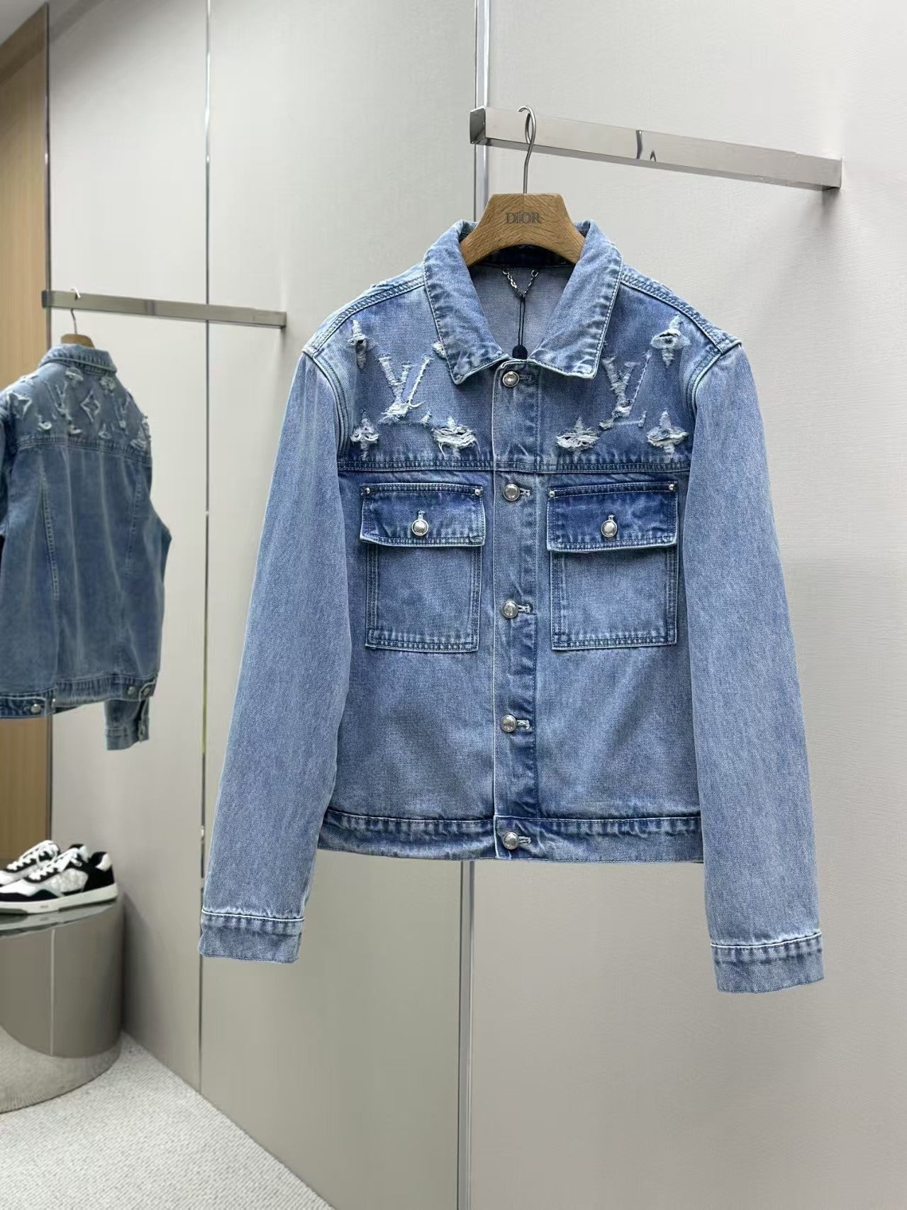 New cloud cutout distressed denim jacket