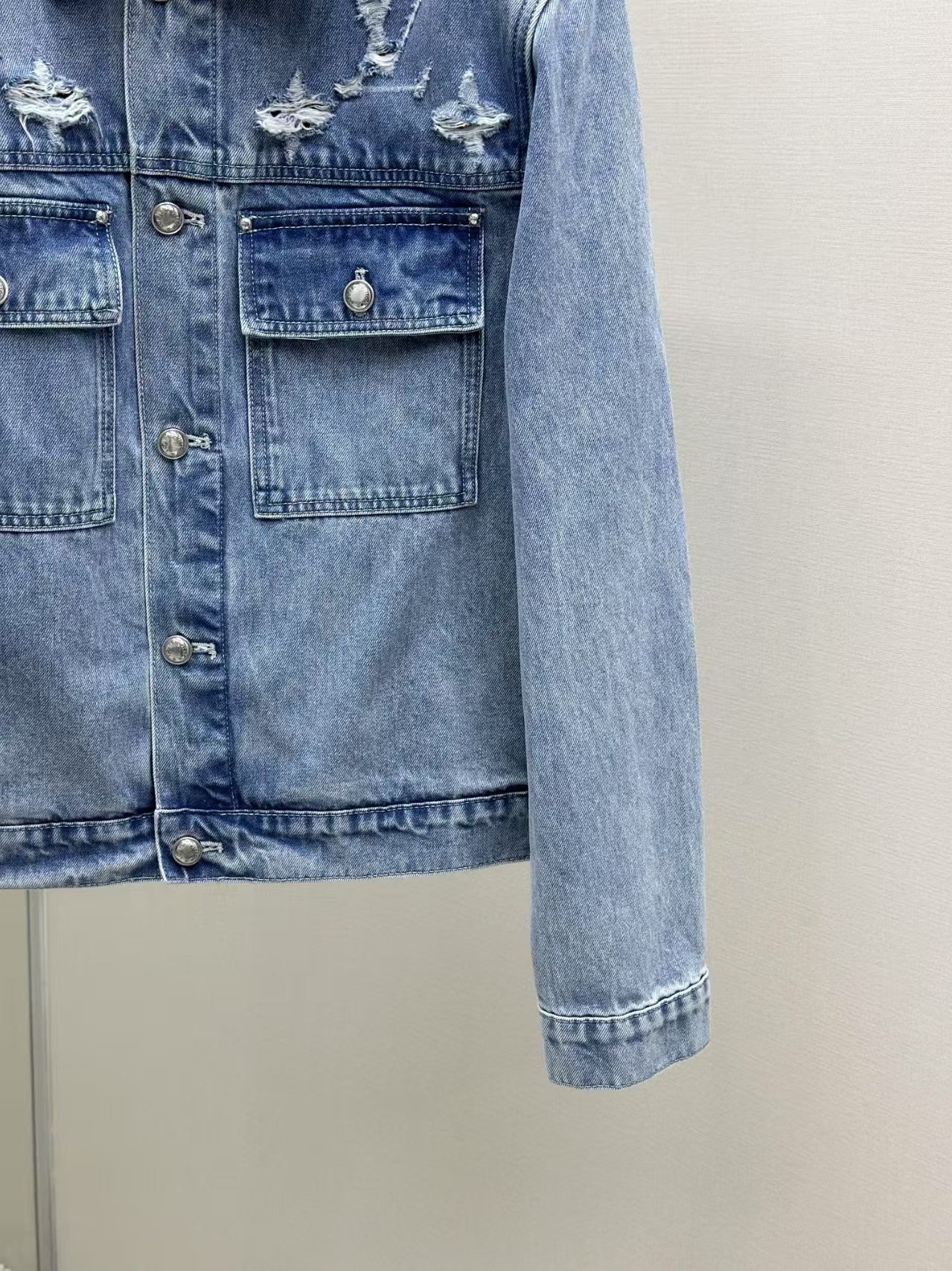 New cloud cutout distressed denim jacket