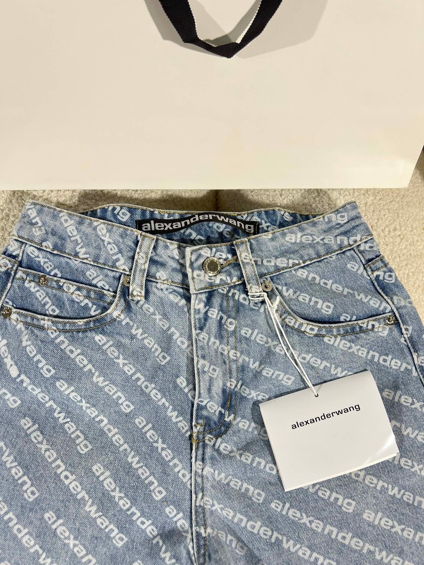 Jacquard logo denim shorts