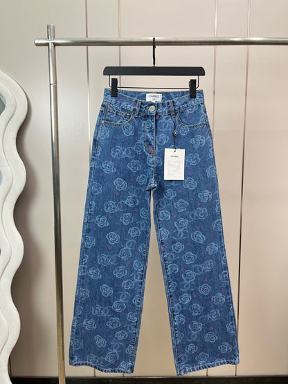 Jeans with two pockets all over print