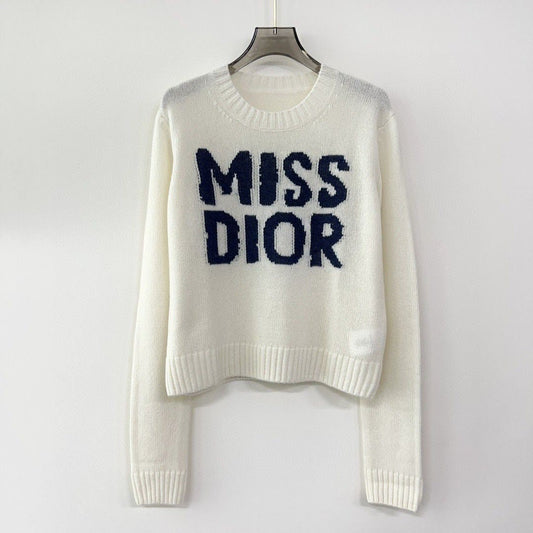 Large logo long sleeve sweater